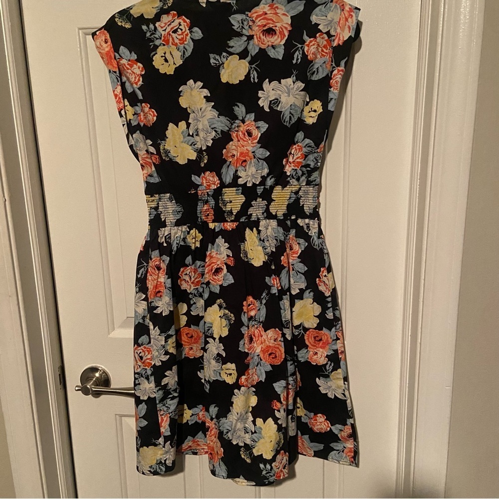 Guess Dress - Picture 4 of 9